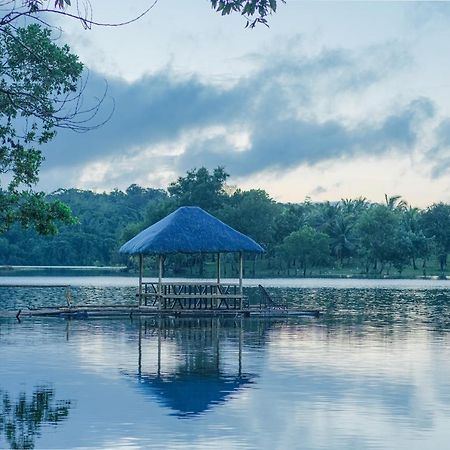 Almost Heaven Lake Resort By Cocotel Cavinti Екстериор снимка